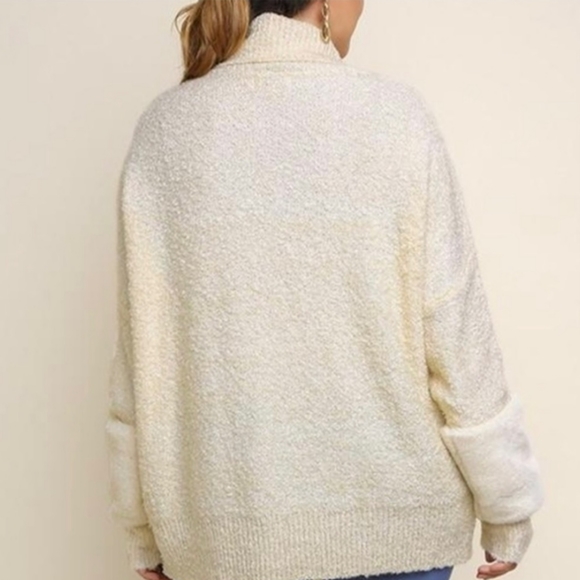 Umgee Cozy Turtleneck Sweater With Faux Fur Cuffs - Picture 3 of 5